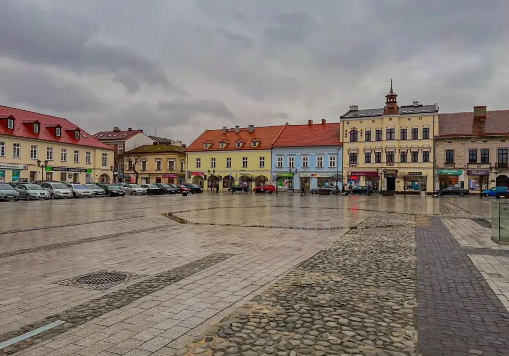 Poznajemy 7 zaskakujących faktów o mieście Oświęcim obok obozu
