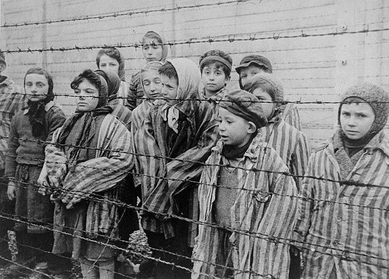 Makabryczne eksperymenty w Auschwitz. Okrutne "badania"