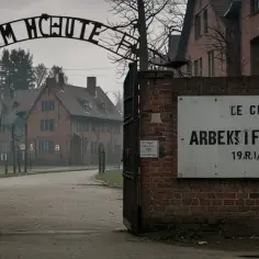 Plan zwiedzania Auschwitz: Ile czasu trwa i jak się przygotować?