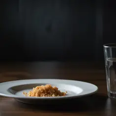 Jak umiera ciało bez jedzenia? Oto prawda o śmierci głodowej