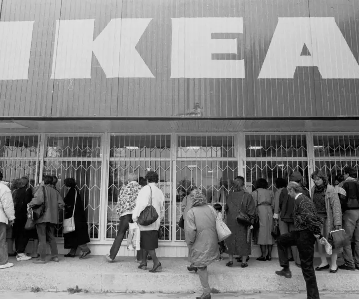 Pierwszy katalog IKEA w Polsce: jego znaczenie i historia, którą warto znać